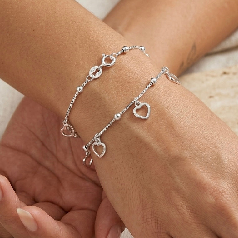 PULSEIRA ESFERAS CORAÇÕES 18,5CM