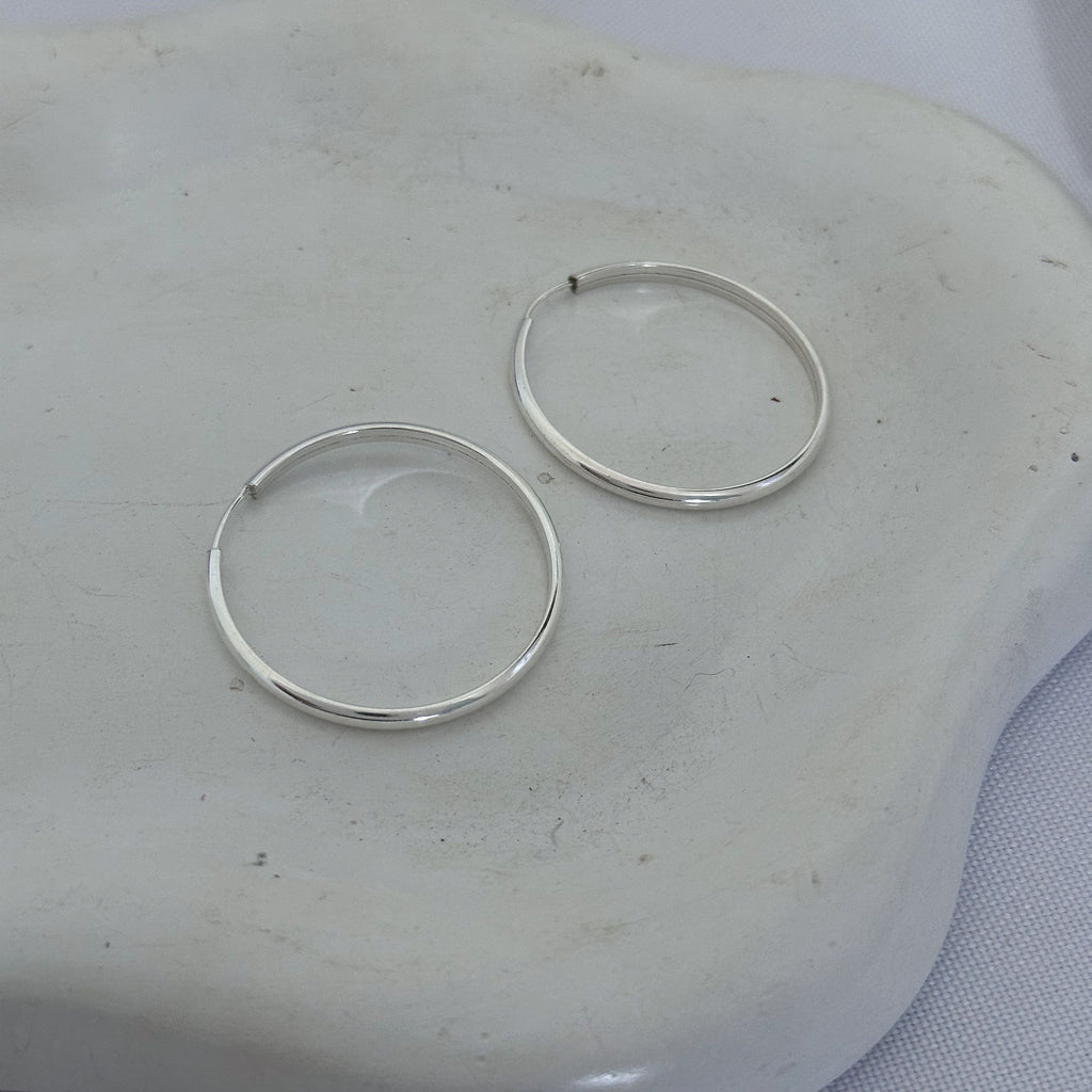 ARGOLA REDONDA MEIA CANA 2X30MM