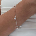 PULSEIRA CORAÇÕES PINGOS DE LUZ 18,5CM