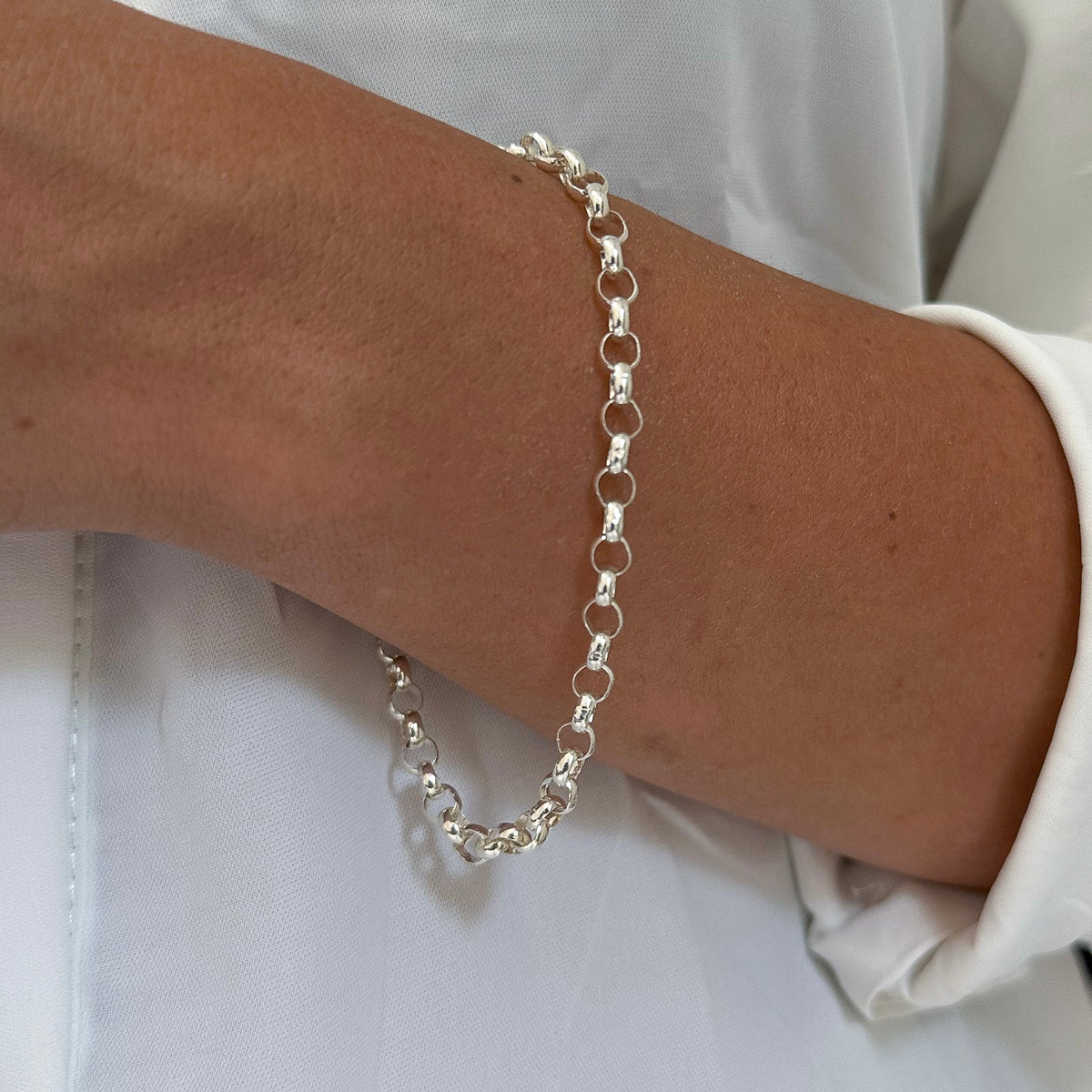 PULSEIRA ELO PORTUGUES 4MM 18,5CM